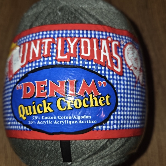 Gray Denim Quick Crochet Yarn - Picture 1 of 5